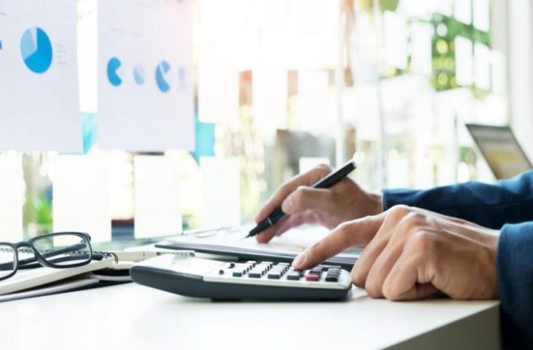 How To Manage Reimbursable Expenses: A Guide For Businesses